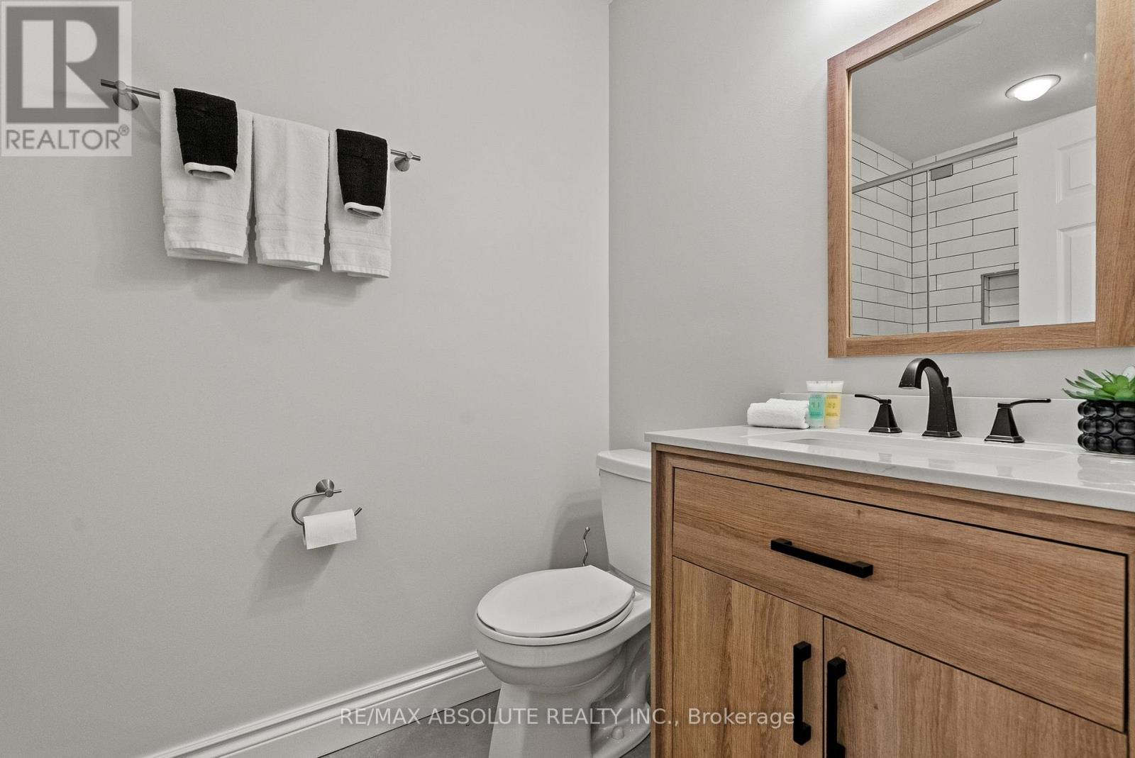 21 REVOL ROAD - Image 29