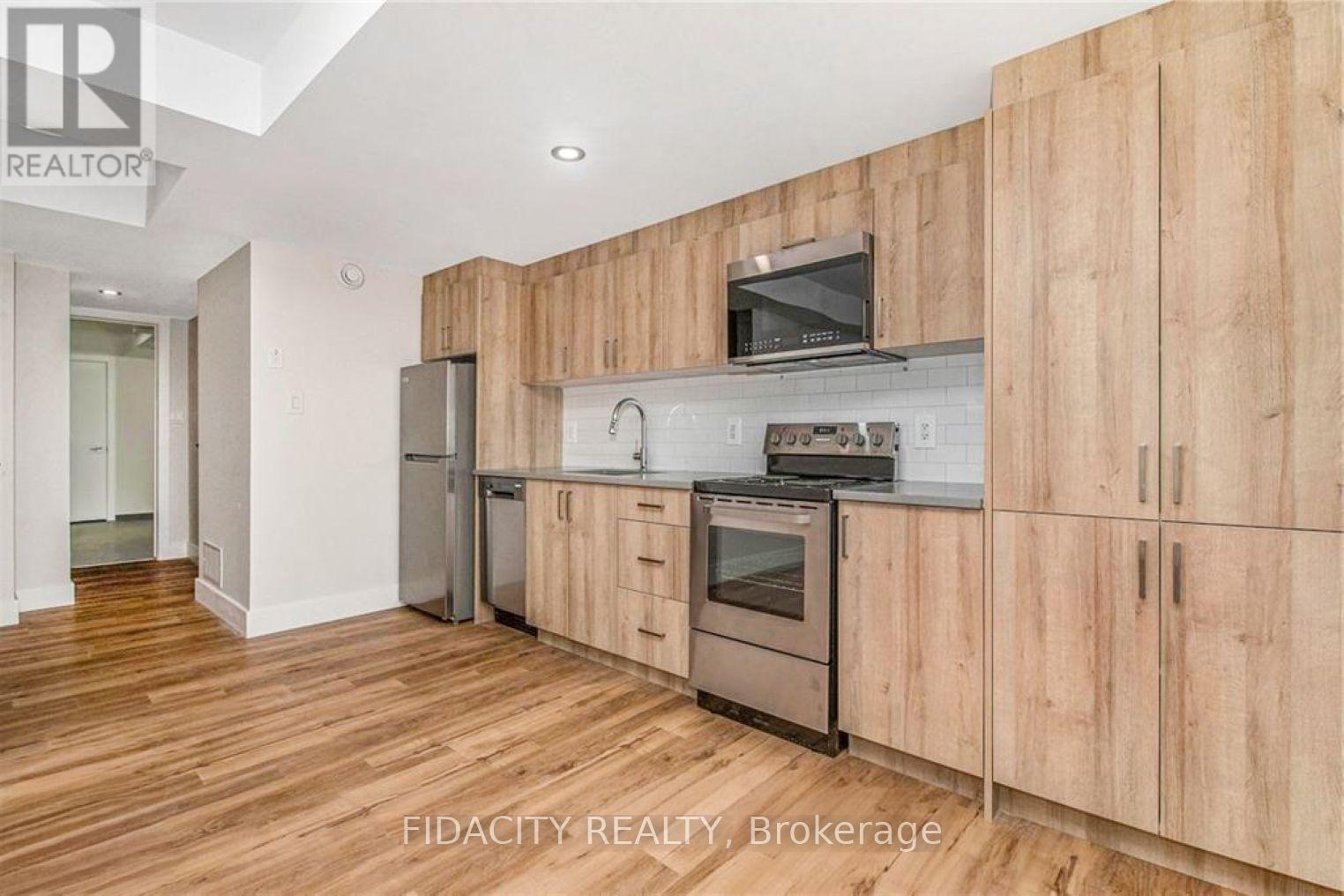 1402 MAYVIEW AVENUE - 15