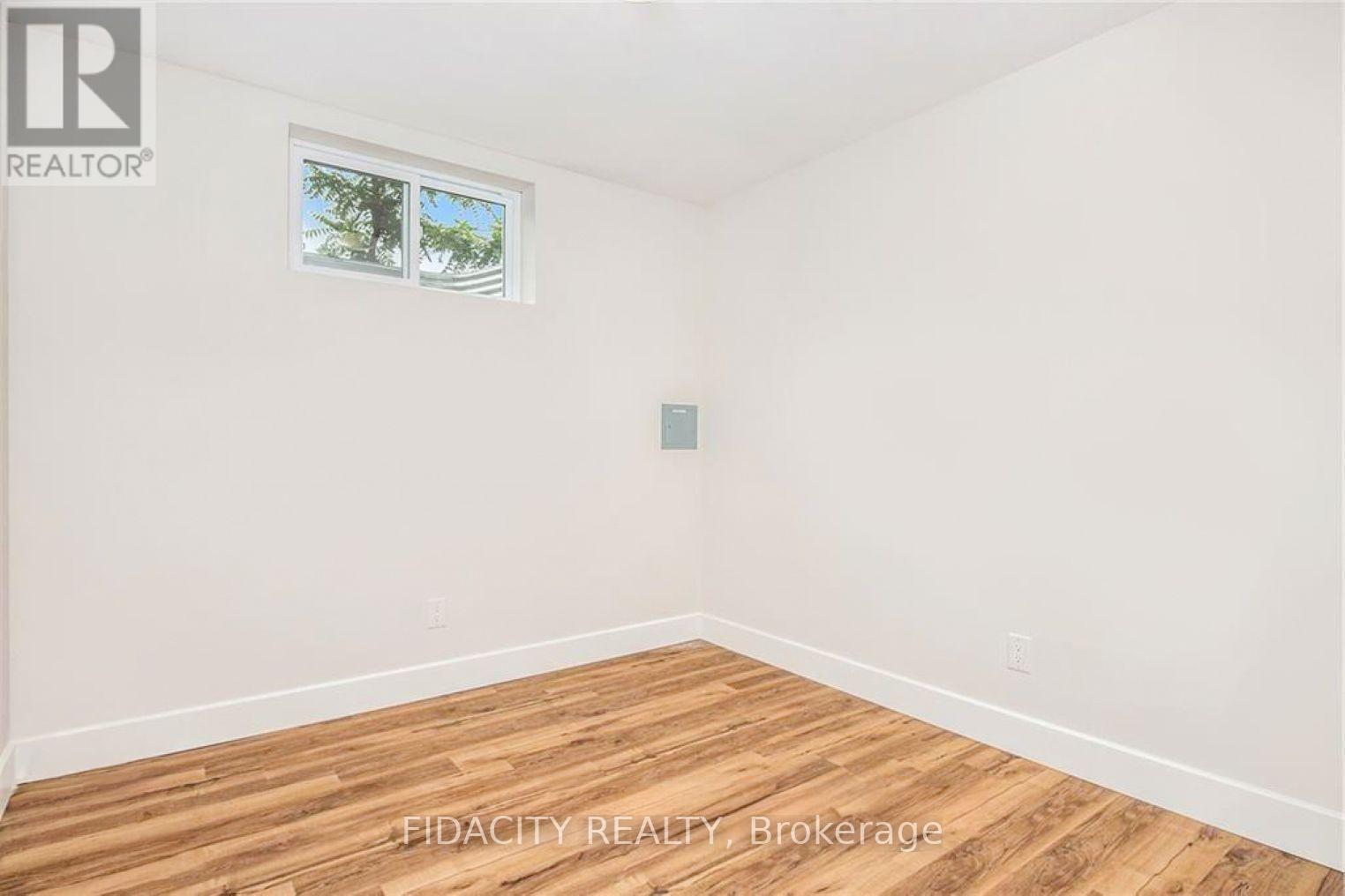 1402 MAYVIEW AVENUE - 19