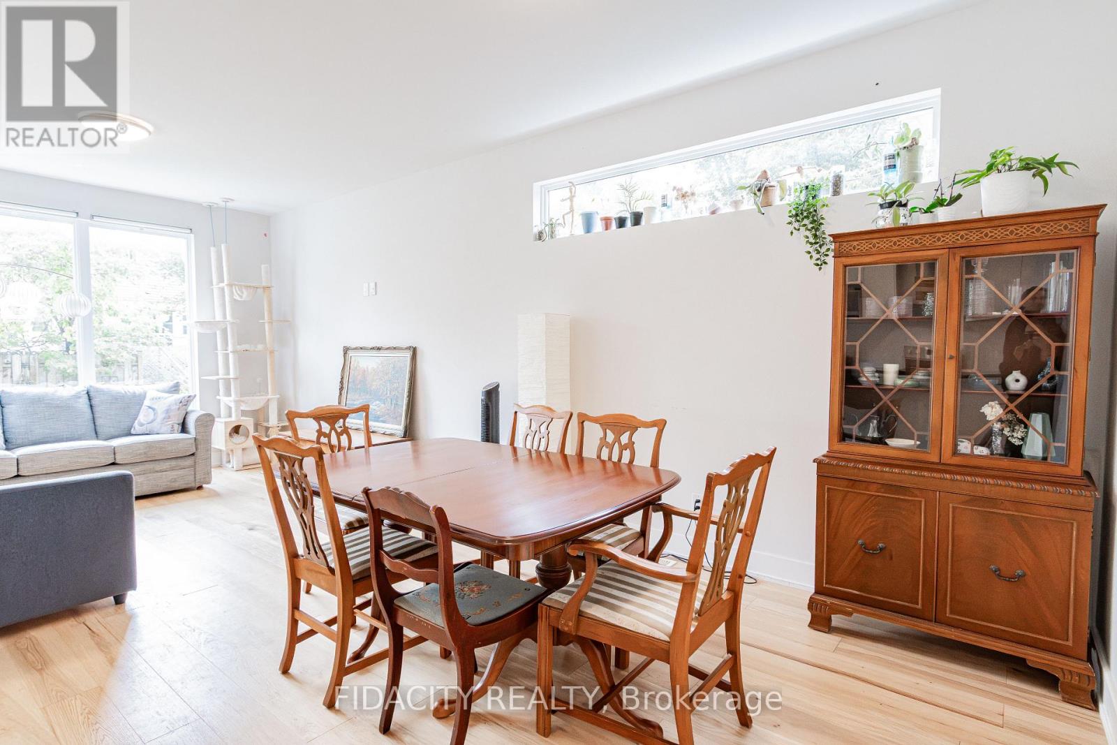 1402 MAYVIEW AVENUE - 6