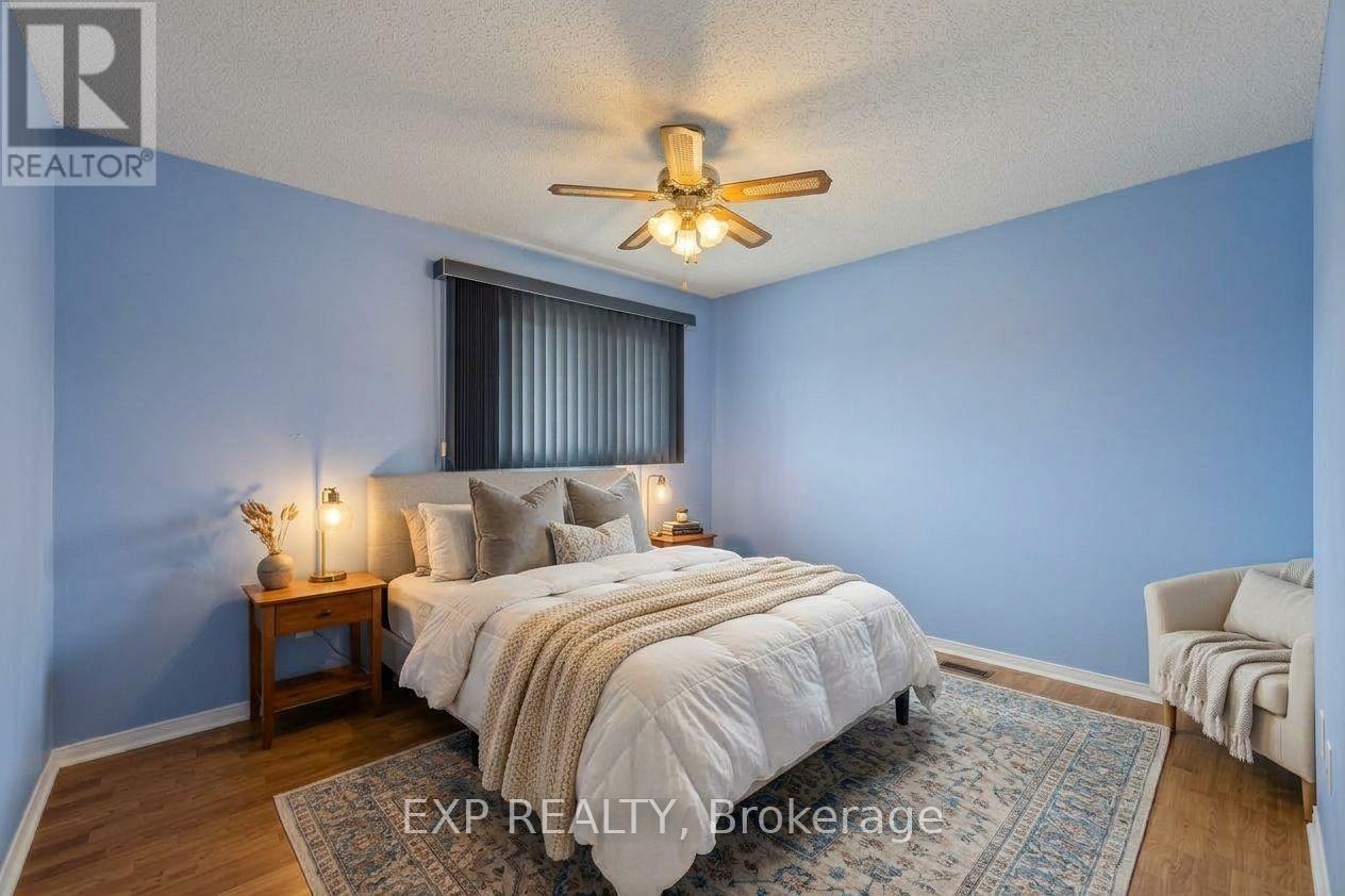 #38 195 QUEEN VICTORIA DRIVE - 18