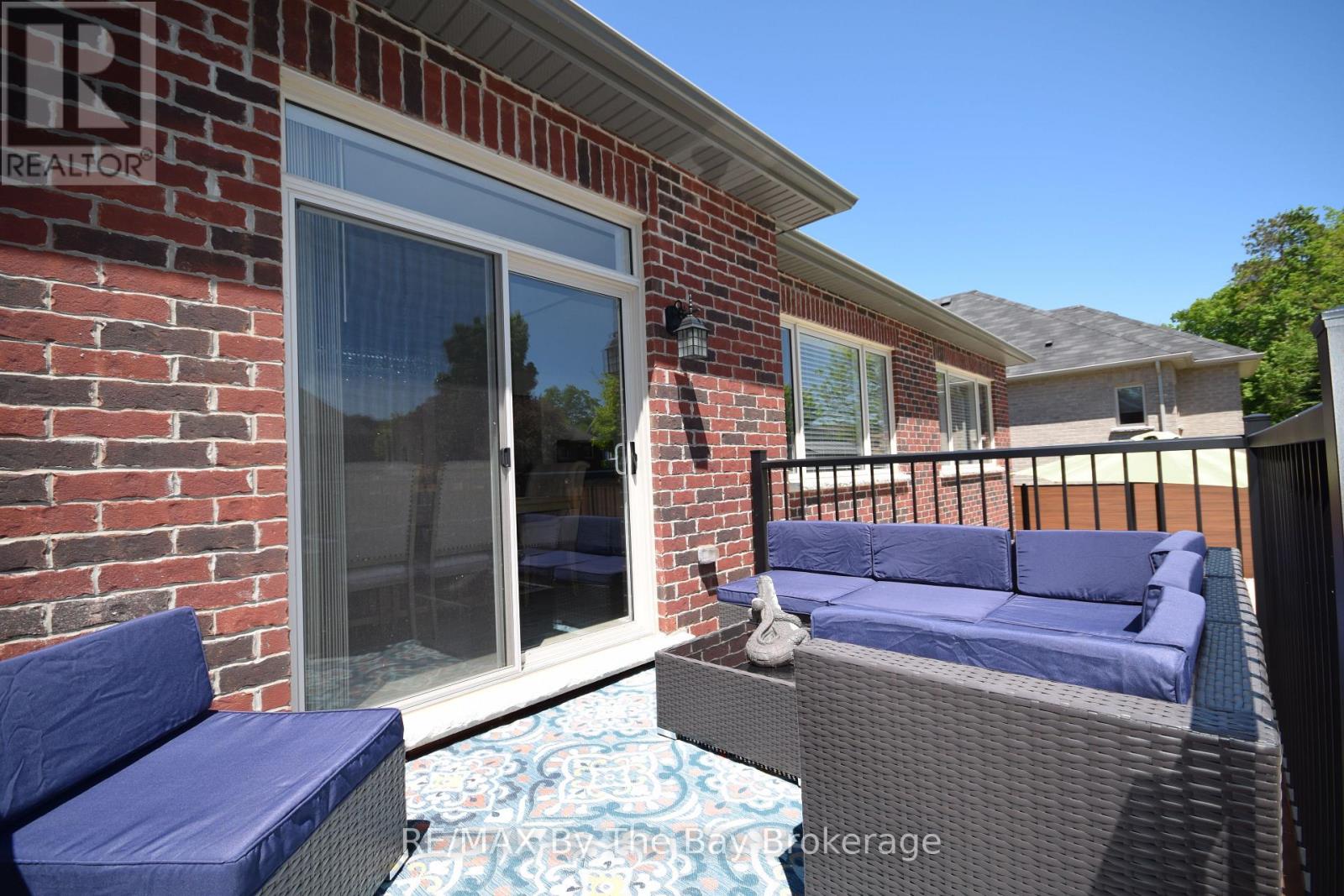 43 FAWNDALE CRESCENT - Image 24