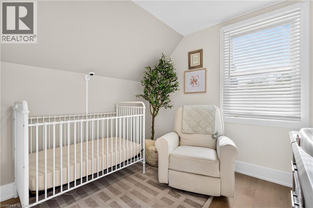 2223 GLENWOOD SCHOOL Drive - 23