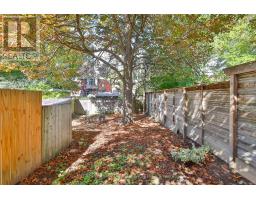 60 Manor Road E, Toronto, ON M4S1P8 Photo 39