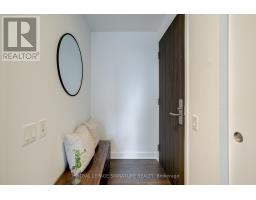 Foyer - 2710 - 185 Roehampton Avenue, Toronto, ON M4P0C6 Photo 6
