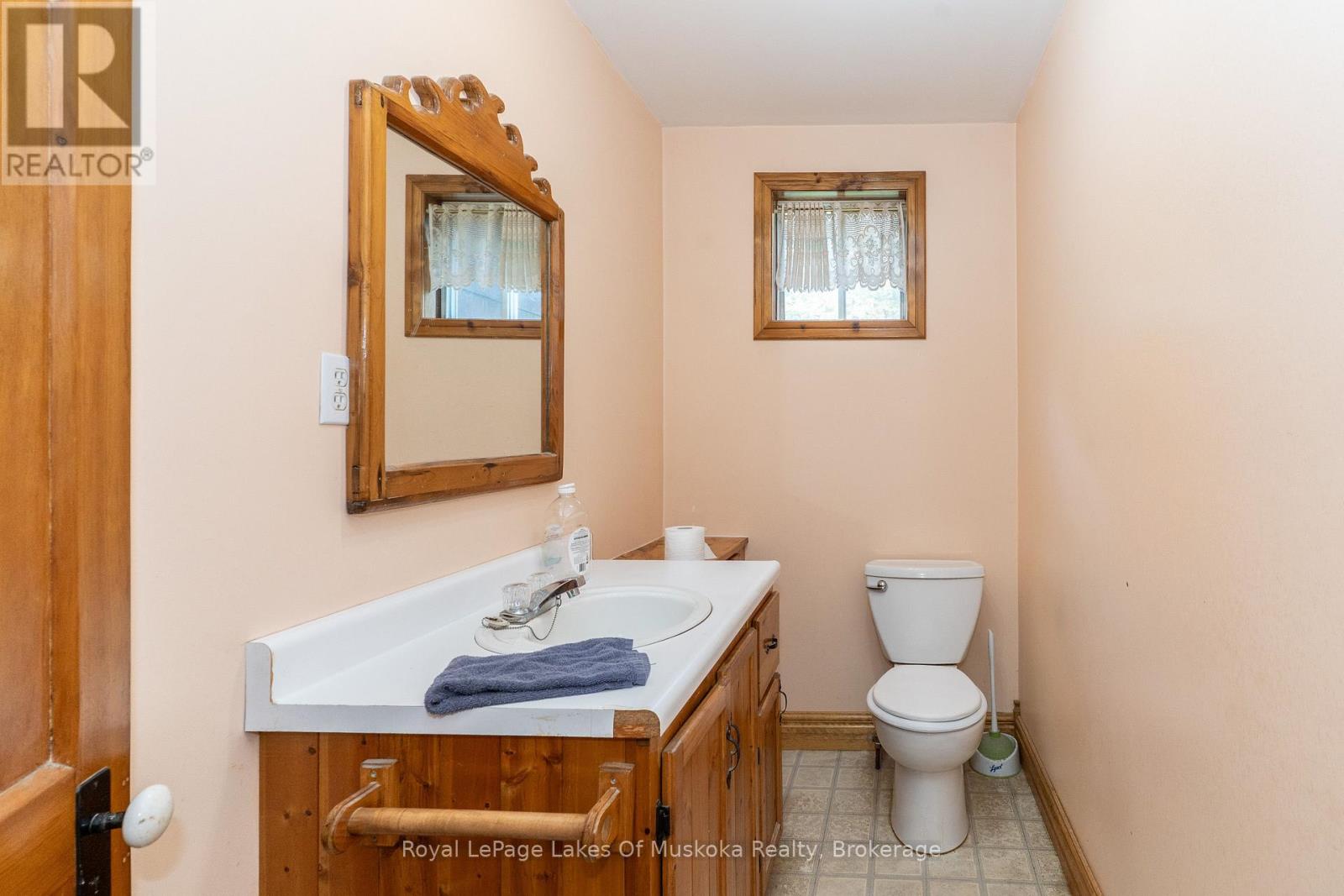 14 EWING STREET - Image 9