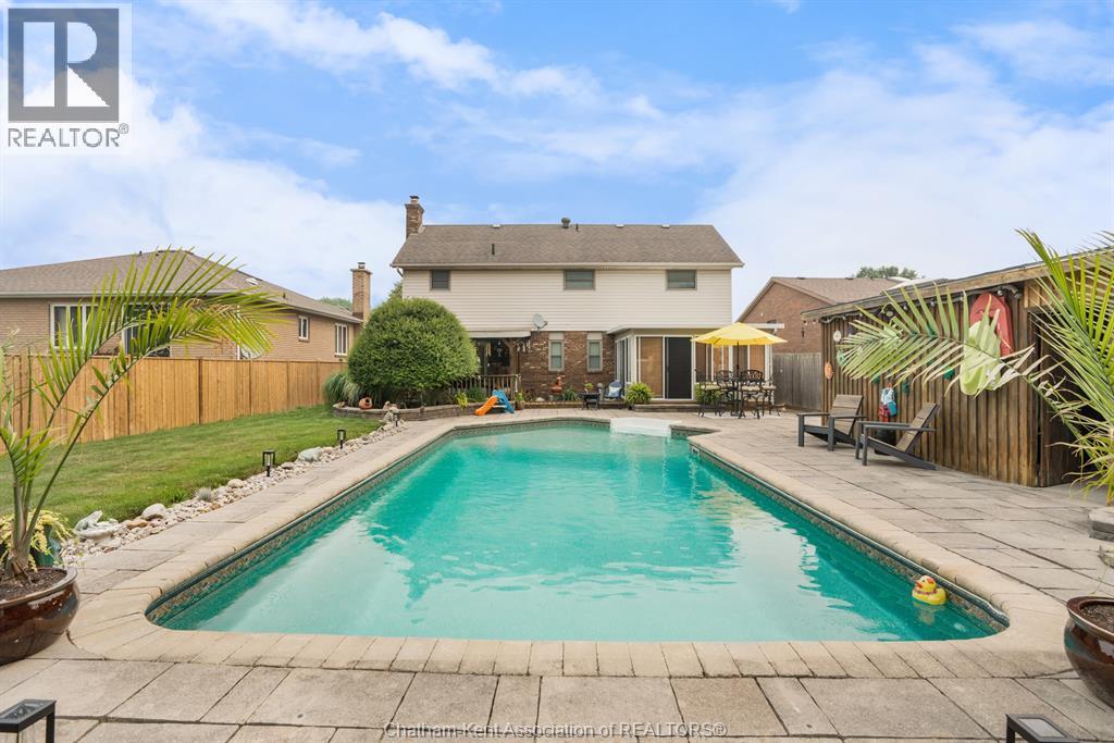 30 ORANGEWOOD BOULEVARD - 8