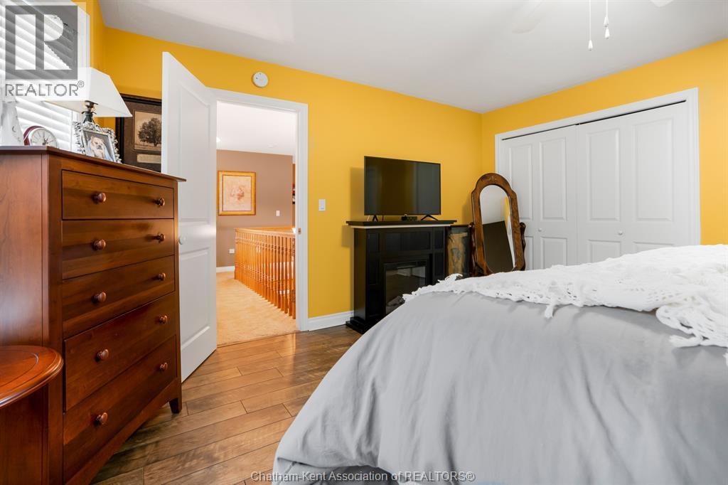 30 ORANGEWOOD BOULEVARD - 36