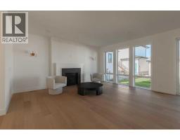 119 Greenwich Heath NW - photo 10