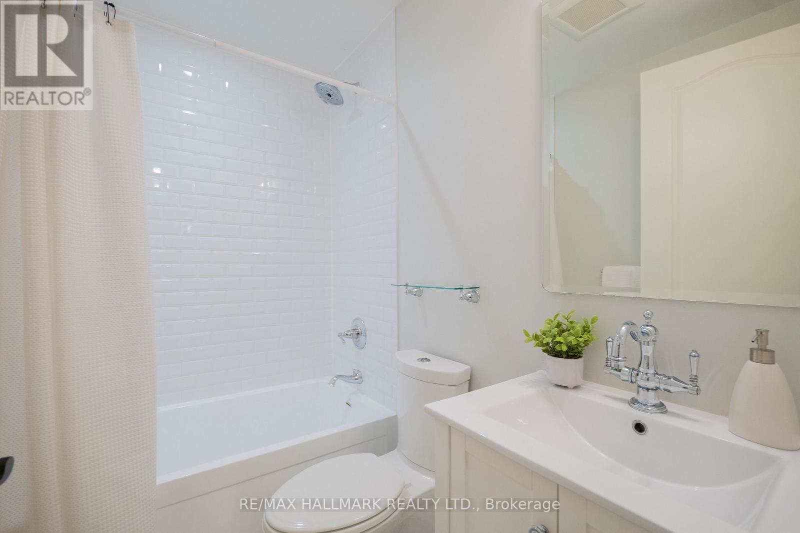 130 Simpson Avenue, Toronto, ON photo 40