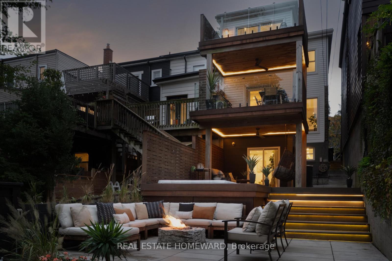 76 Withrow Avenue, Toronto, ON photo 2