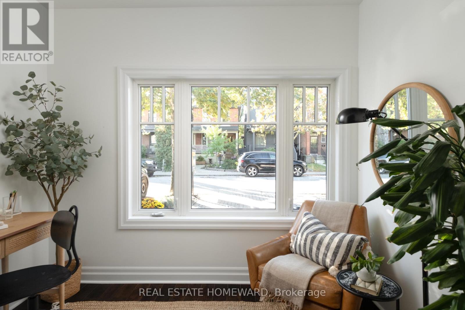 76 Withrow Avenue, Toronto, ON photo 6