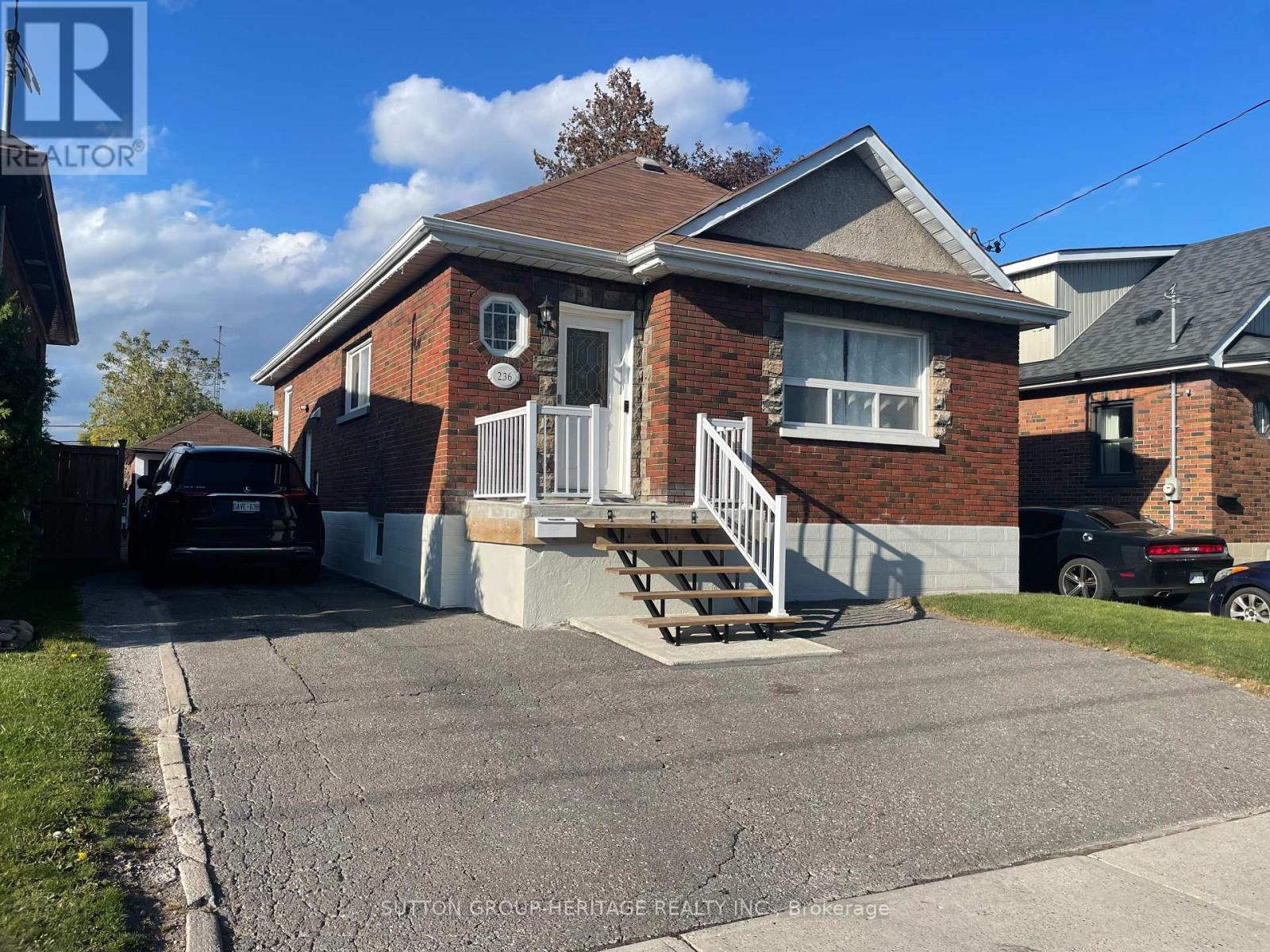 236 Mcnaughton Avenue, Oshawa, ON