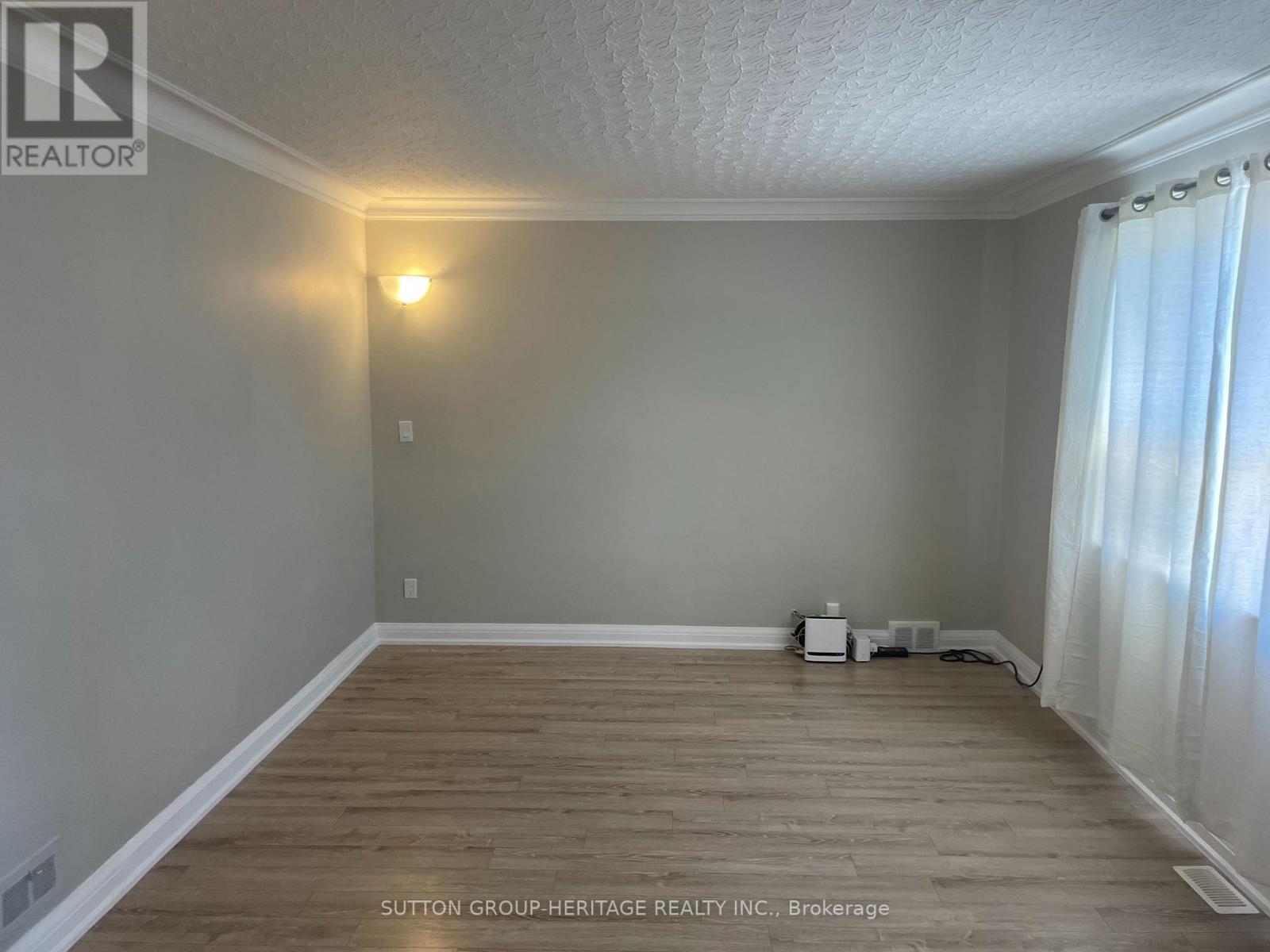 236 MCNAUGHTON AVENUE - 5