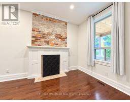 28 Ashdale Avenue, Toronto, ON M4L2Y7 Photo 14