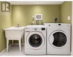 28 Ashdale Avenue, Toronto, ON M4L2Y7 Photo 35