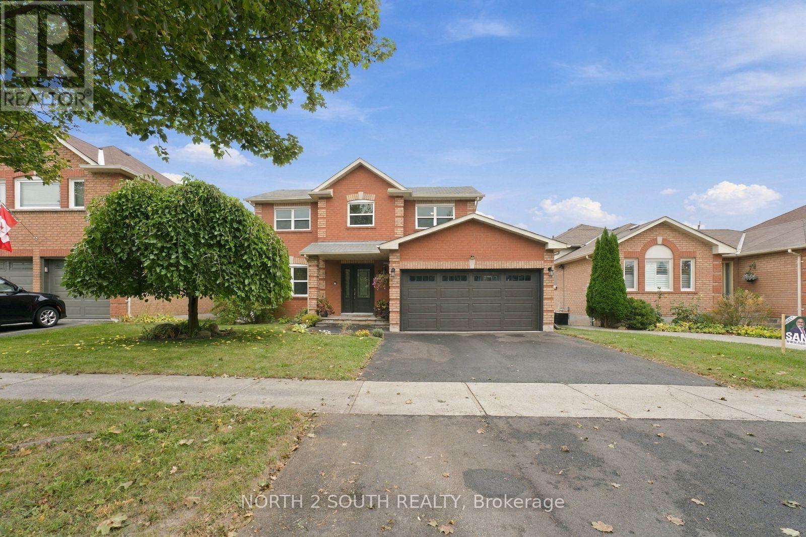 213 MELBOURNE DRIVE - 2