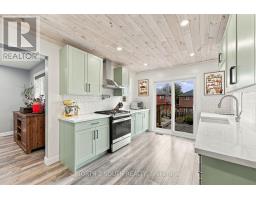 213 Melbourne Drive, Bradford West Gwillimbury, ON L3Z2Y8 Photo 17