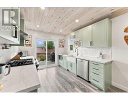 213 Melbourne Drive, Bradford West Gwillimbury, ON L3Z2Y8 Photo 18