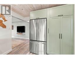 213 Melbourne Drive, Bradford West Gwillimbury, ON L3Z2Y8 Photo 24