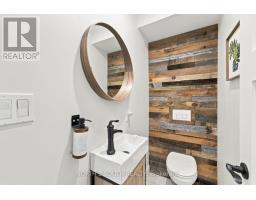 213 Melbourne Drive, Bradford West Gwillimbury, ON L3Z2Y8 Photo 25