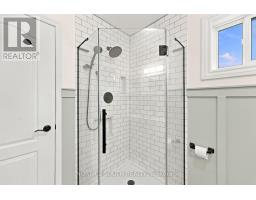 213 Melbourne Drive, Bradford West Gwillimbury, ON L3Z2Y8 Photo 31