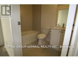 22 - 370 Red Maple Road, Richmond Hill, ON L4C5T4 Photo 8