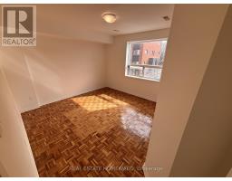 Upper - 879a Wilson Avenue, Toronto, ON M3K1E6 Photo 6