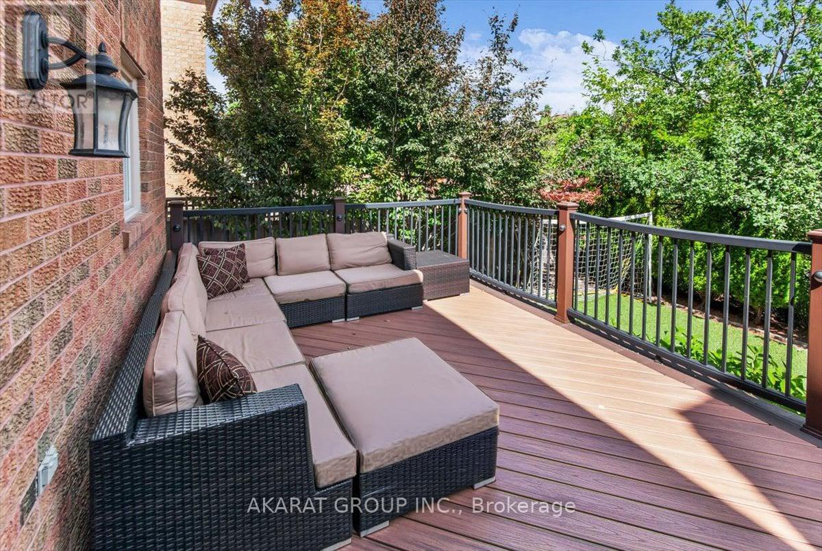 6907 GRACEFIELD DRIVE - 39