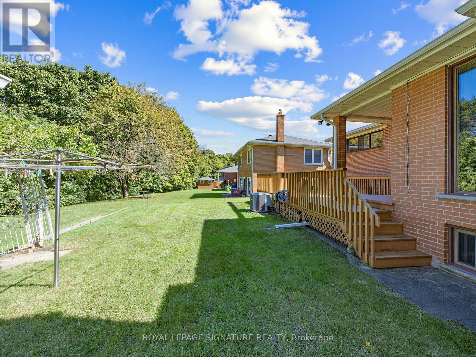 39 Buxton Road, Toronto, ON photo 41
