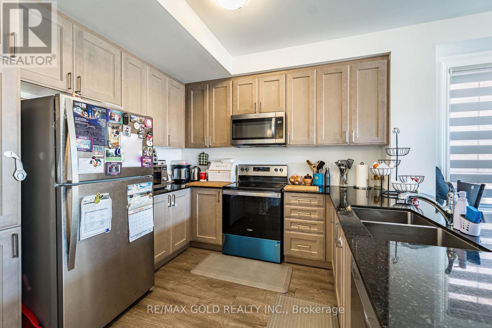 13 Keppel Circle, Brampton, ON photo 14