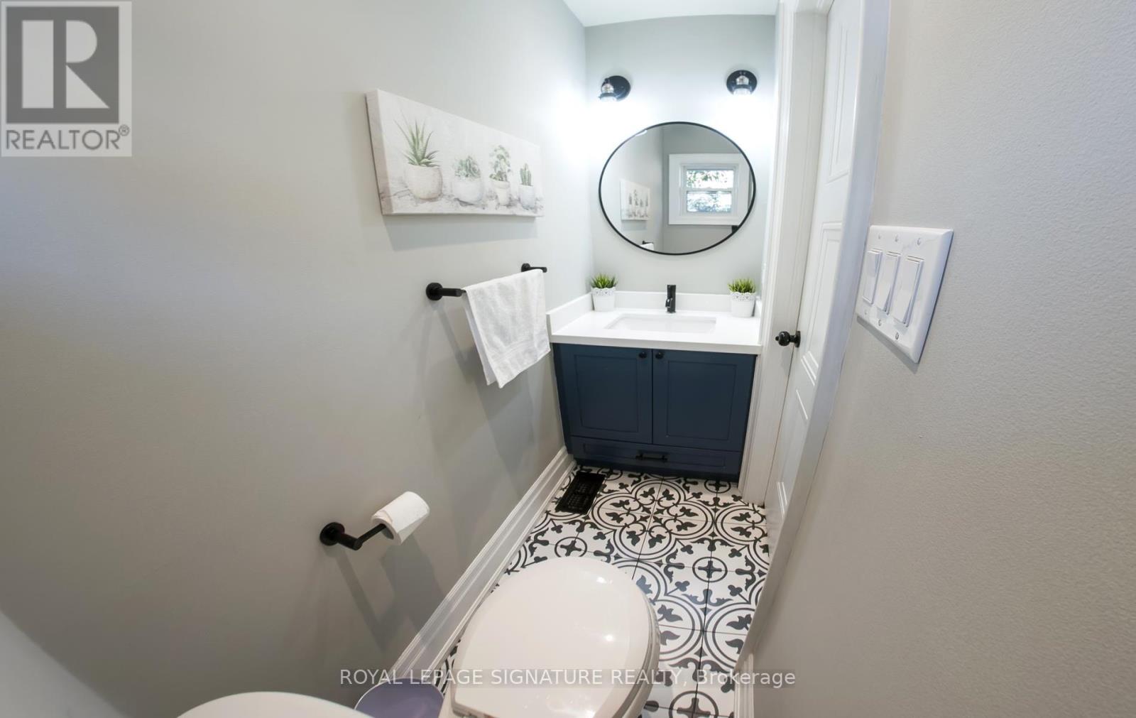 1 Kenmanor Boulevard, Toronto, ON photo 13