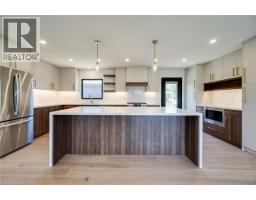 24 Royce Avenue, Stoney Creek, ON L8G3B5 Photo 14
