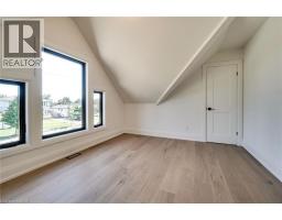 24 Royce Avenue, Stoney Creek, ON L8G3B5 Photo 38