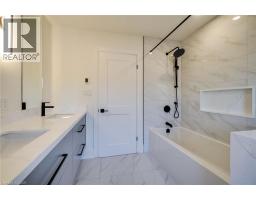 24 Royce Avenue, Stoney Creek, ON L8G3B5 Photo 42