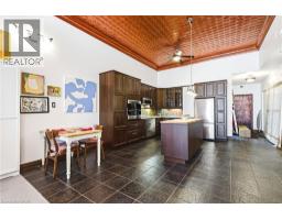 4pc Bathroom - 593 & 595 King Street E, Hamilton, ON L8N1E4 Photo 6