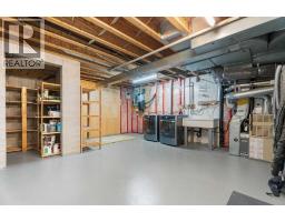 216 4 Avenue NE - photo 47