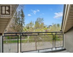 216 4 Avenue NE - photo 35