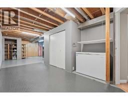 216 4 Avenue NE - photo 46