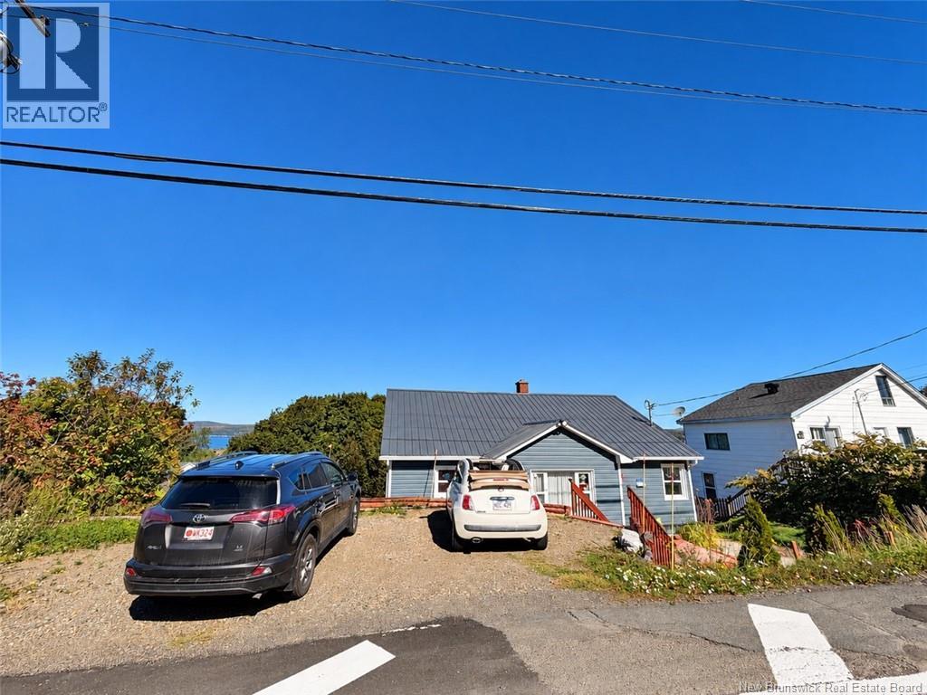 333 Victoria Street - 11