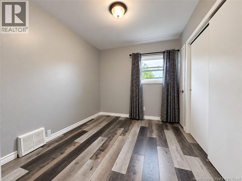 333 Victoria Street - 7