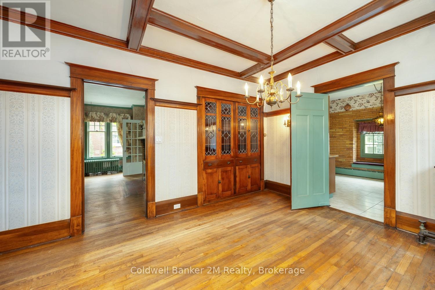 408 SIMCOE STREET N - 18