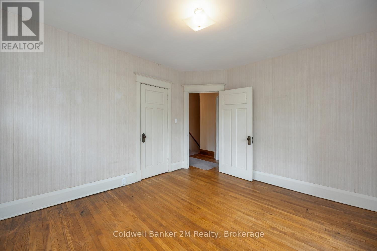 408 Simcoe Street North, Oshawa, ON photo 27