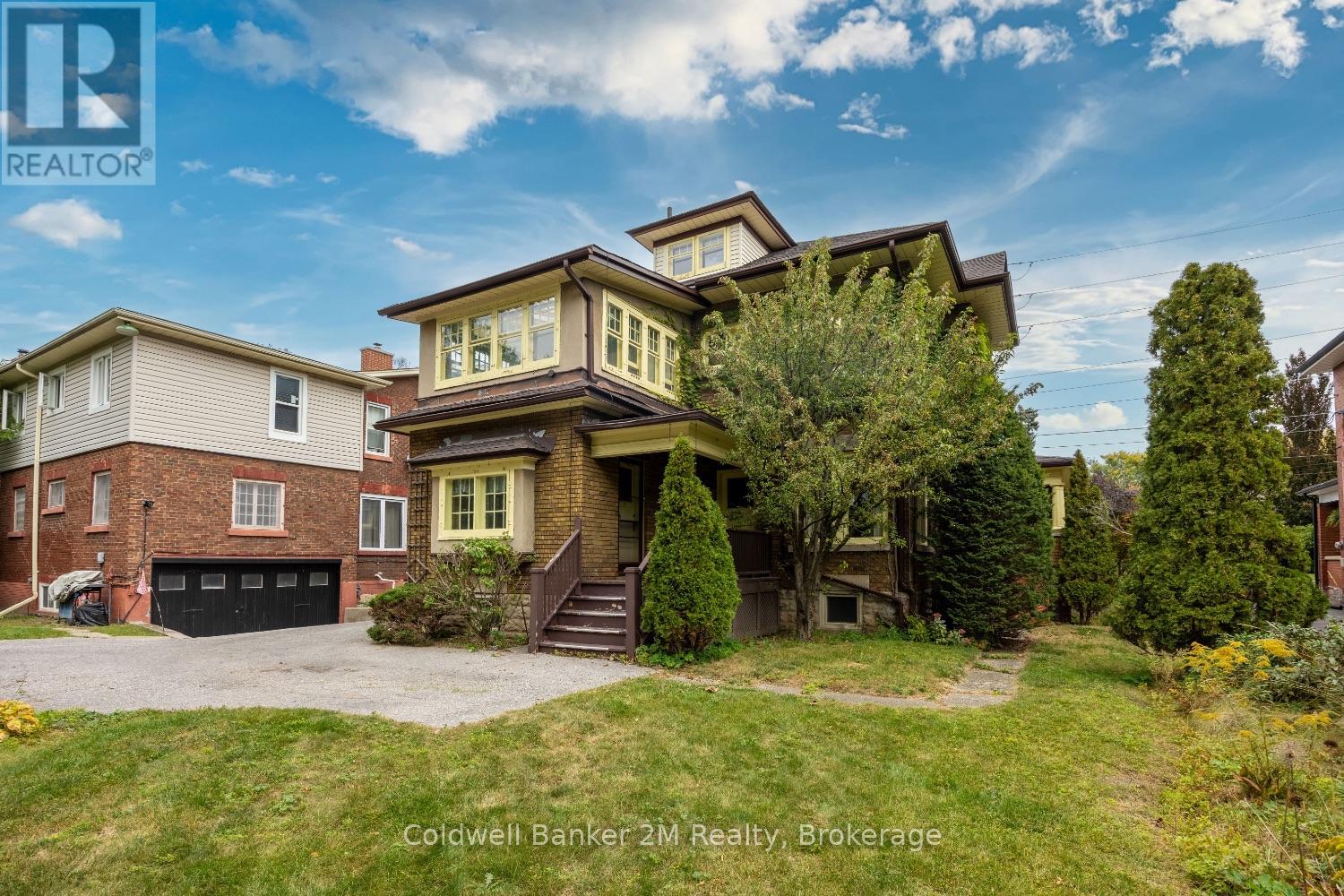 408 Simcoe Street North, Oshawa, ON photo 47