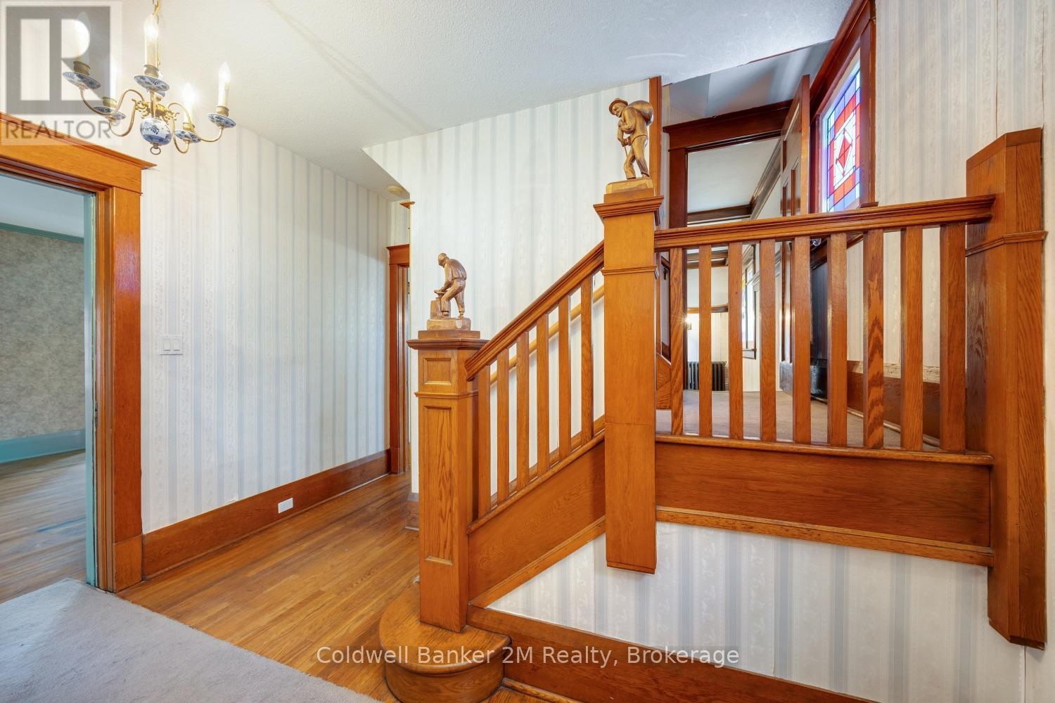 408 SIMCOE STREET N - 8