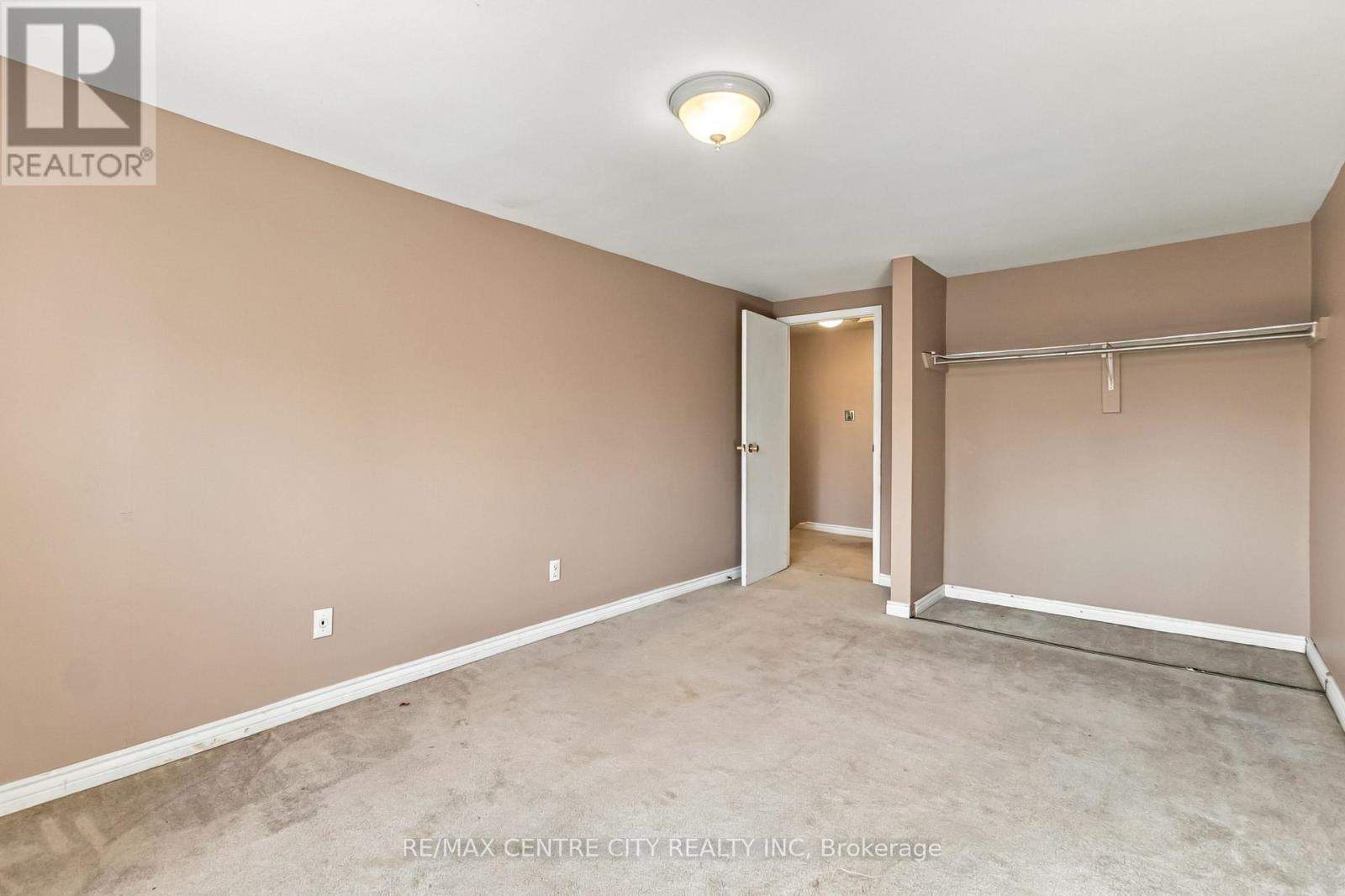 #78 159 SANDRINGHAM CRESCENT - Image 17