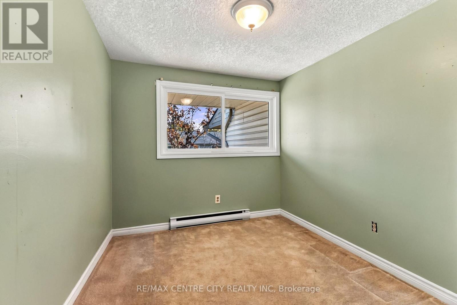 #78 159 SANDRINGHAM CRESCENT - Image 18