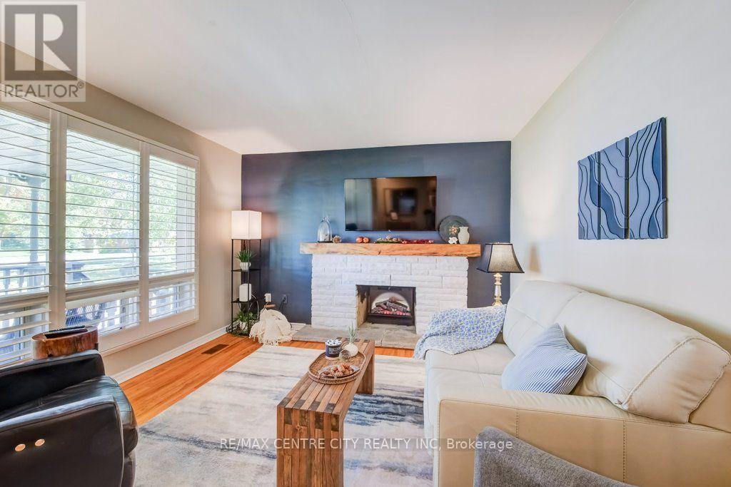 280 HOPE STREET E - 8