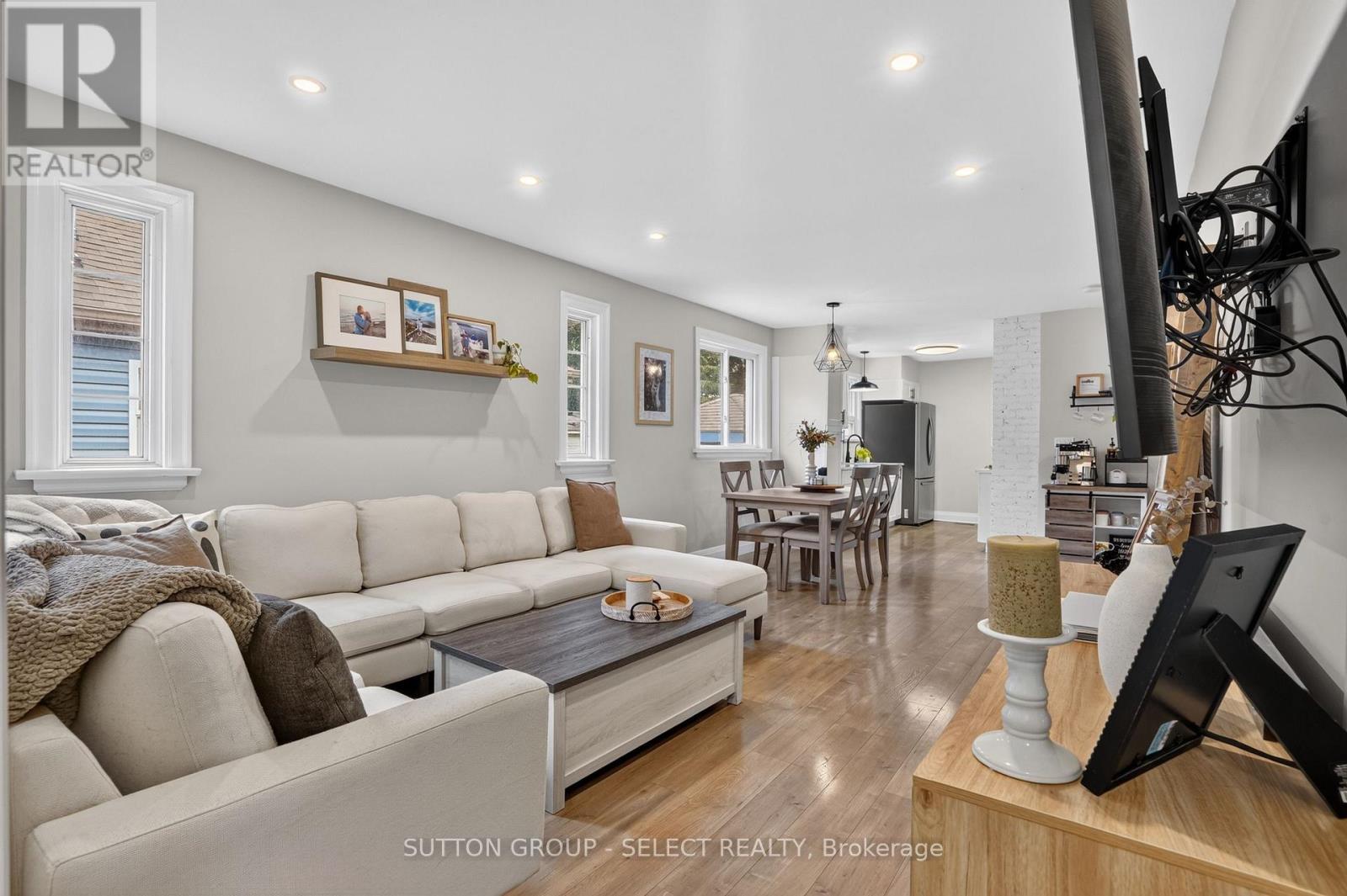 83 EASTMAN AVENUE - Image 8