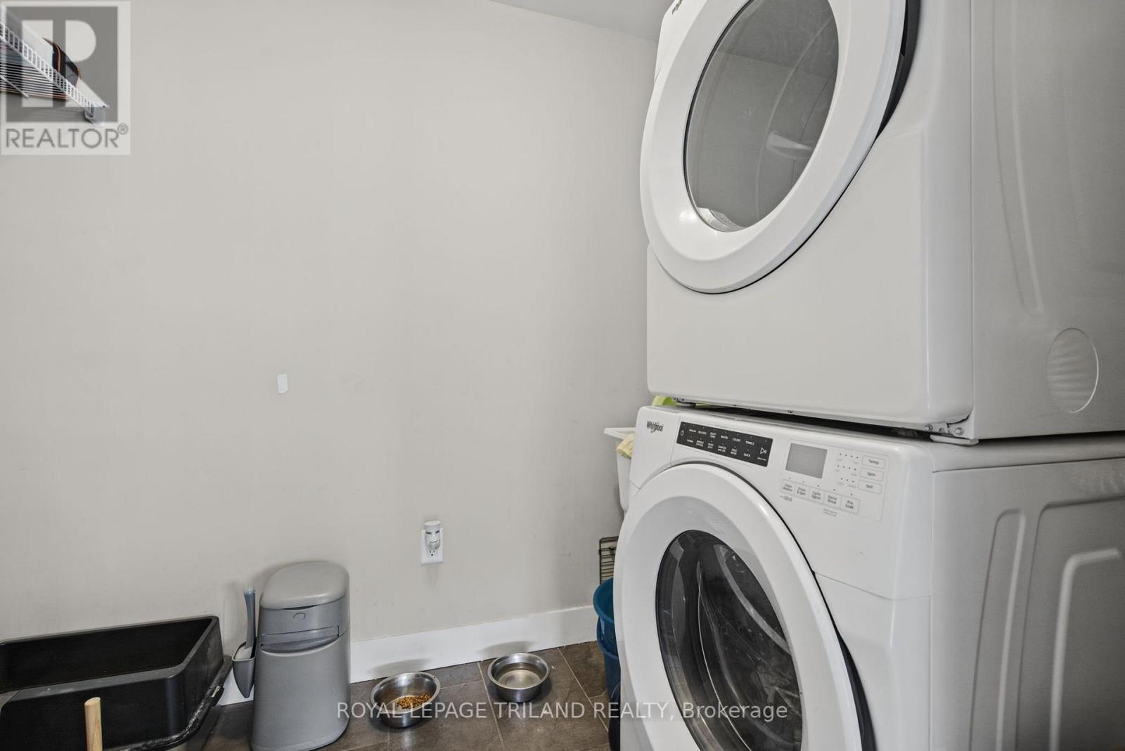 #10 1960 DALMAGARRY ROAD - Image 20